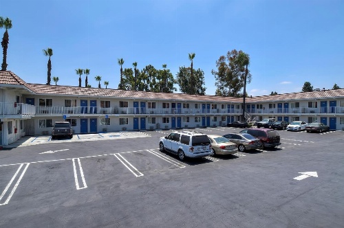Motel 6 Los Angeles -Hacienda Heights image 1