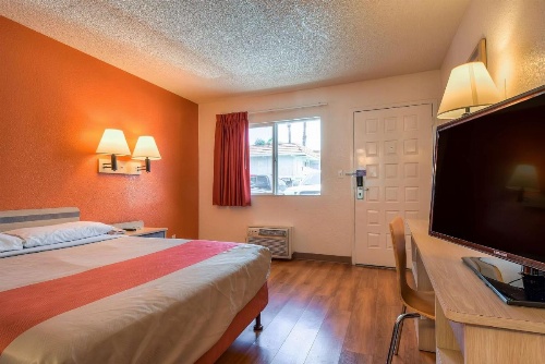 Motel 6 Los Angeles -Hacienda Heights image 41