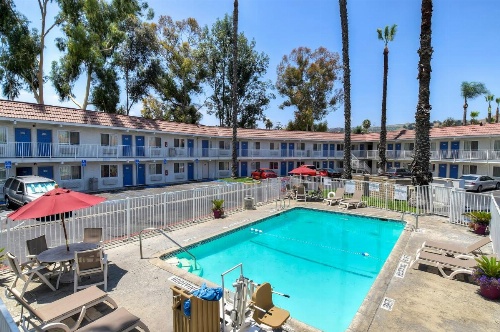 Motel 6 Los Angeles -Hacienda Heights image 8